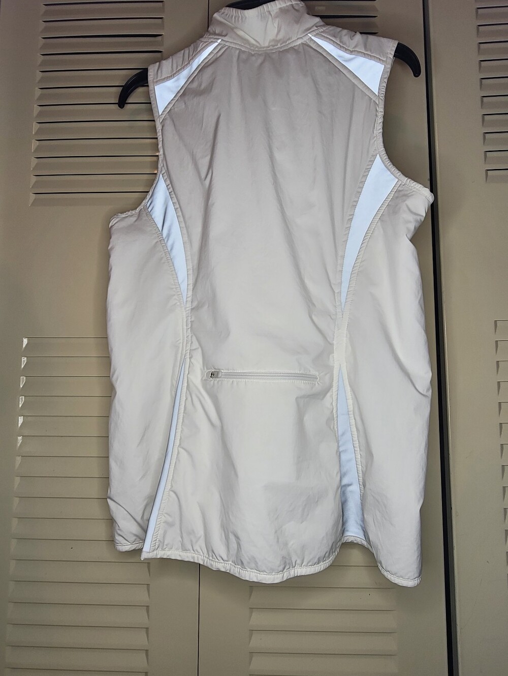 Athleta White and Gray Zip-Front Performance Vest Size XS - Picture 5 of 7